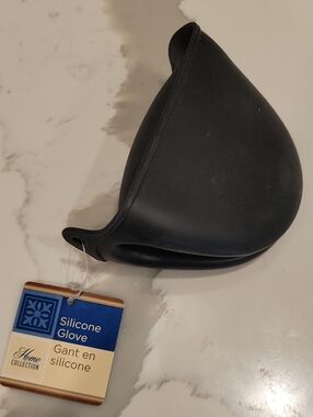 Home Collection Black Silicone Baking Glove